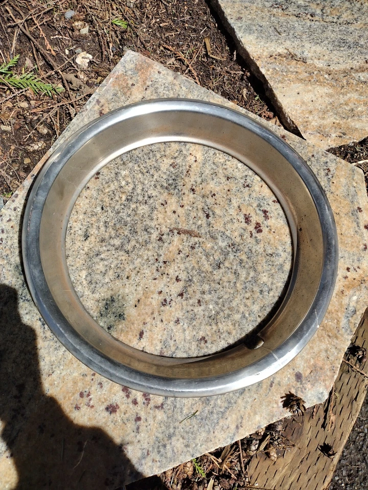 Tapacubos Honda Beauty Trim Ring años 70 13" OEM USADO Accord Prelude Civic Foto 1 de 1