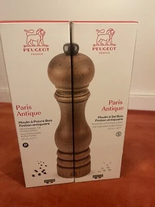 SET NP 133€ Paris Antique Peugeot Salz und Pfeffermühle aus Holz 22cm - Bild 1 von 2