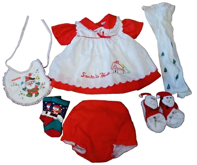 Mayfair De Colección Navidad Rojo y Blanco Vestido y Delantal Babero Pantalones Zapatos Medias 0-6 MO Foto 1 de 4