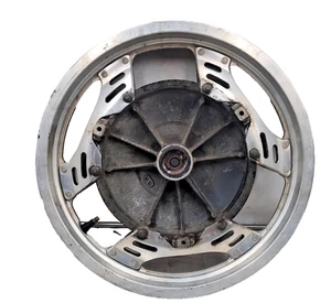 CERCHIO RUOTA ANTERIORE- HONDA VF 400 F ANNO 1982 AL 1984 - Imagen 1 de 4