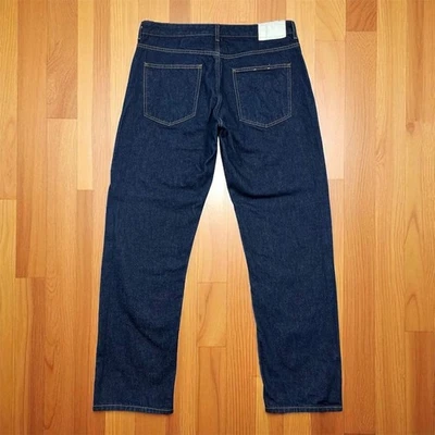 Pantalones de mezclilla rectos lavado oscuro de ZARA para hombre talla 36x32 Foto 1 de 4