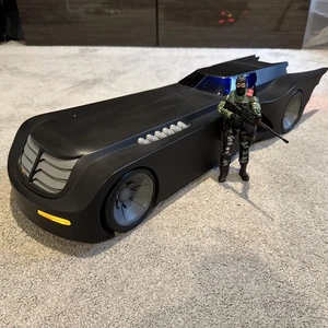 DC Direct Batman La Serie Animada Deluxe Batimóvil Completo 2015 - Imagen 1 de 11