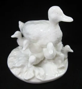 Nymphenburg Porcelain Duck Family Figurine Mother & Ducklings Porzellan Germany - Picture 1 of 11