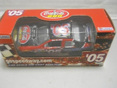 Coca Cola 600 Charlotte 2005 NASCAR '05 Diecast Car 1:64 Lowe's Motor Speedway - Image 1 of 4