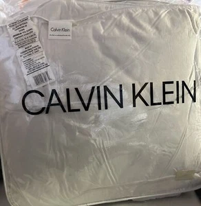 Calvin Klein Premium Embroidered Down Comforter, Full/Queen White ๐๐ - Picture 1 of 3