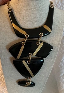 Chico’s Black Lucite Pendant Statement Necklace 6.5x21-24 - Picture 1 of 6
