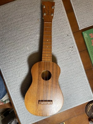 Ukelele soprano Kamaka Gold Label Foto 1 de 4