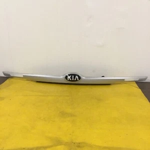 2021 2022 Kia Seltos SX Rear Liftgate Center Trim Molding Camera 87311-Q5100 OEM - Picture 1 of 11