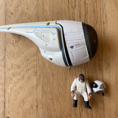 2001 Hasbro Planet Of The Apes Pericles 3" Figure and Spaceship Movie Cover