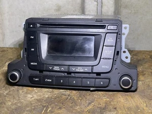 Hyundai i10 OEM Unità di Testa Stereo CD MP3 FM Radio AM - 96160-B9000 (2014-2016) - Foto 1 di 6