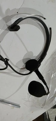 MOTOROLA  LIGHTWEIGHT HEADSET JMMN4066A NIB - Image 1 of 4