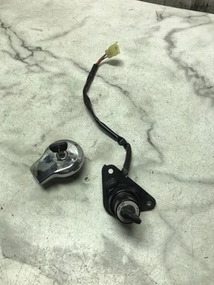 14 Yamaha XV250 XV 250 V-Star ignição gasolina combustível tampa trava e conjunto de chaves - Imagem 1 de 4