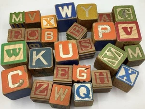 26 Vintage Wooden Children’s Toy Blocks C1940-70s Perfect Retro Interior Design - Picture 1 of 9