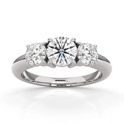 Anillo de compromiso de aniversario de diamantes redondos con montura de 3 puntas GIA I SI1 3,2 quilates Foto 1 de 4