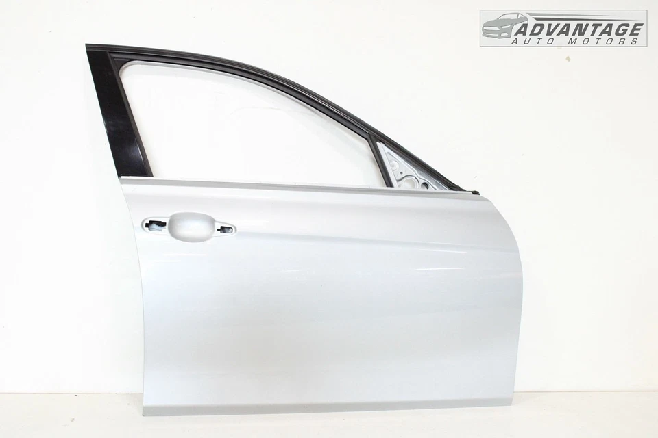 2016-2018 BMW 330E F30 FRONT RIGHT DOOR SHELL PANEL GLACIER SILVER METALLIC OEM - Image 1 of 4