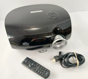 Planar HD 720p Multimedia Projector + Remote & Lamp! HDMI, Component, S-Video - Picture 1 of 19