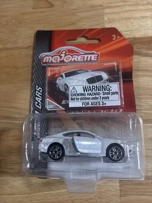 Игрушечный автомобиль премиум-класса Bentley Continental GT V8 S белый Majorette 2017 252B 1:64 - Изображение 1 из 4