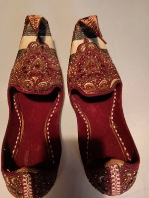 Men’s Indian Mojari Jutti Shoes Sz 10-11 US Handmade Embroidered Ethnic Slip-On  - Image 1 of 4