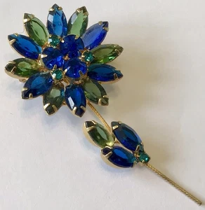 JULIANA GREEN AND BLUE RHINESTONE FLOWER BROOCH - Picture 1 of 2