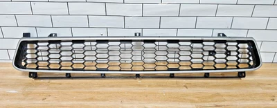 HONDA CIVIC 80-81 SA0 2ª Gen REJILLA NIDO DE ABEJA LUZ DE CABEZA REDONDA Foto 1 de 4