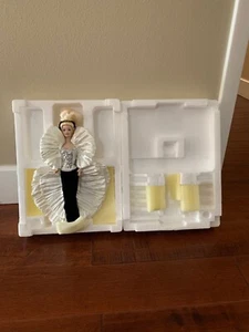 1992 Crystal Rhapsody Barbie Puppe The Presidential Porzellan Barbie Sammlung  - Bild 1 von 4
