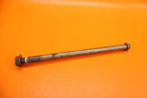 2012 Triumph Tiger Xc 800 Abs Swing Arm Bolt - Picture 1 of 5