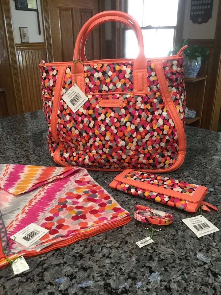 Vera Bradley Trapeze Shoulder Bag Tote in Pixie Confetti