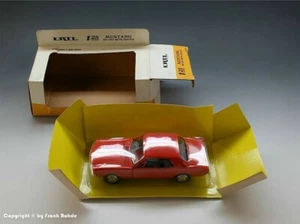 ANTICO modello da collezione di ERTL FORD MUSTANG 1:25 probabilmente del 1970 - Foto 1 di 8