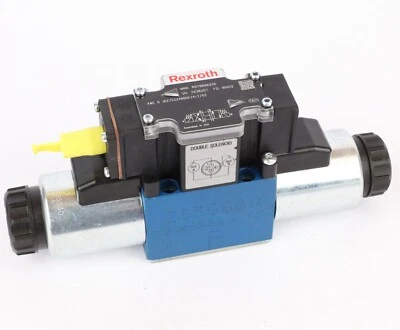 Bosch Rexroth R978896206 Hydraulic Directional Control Valve, 24VDC - Image 1 of 4