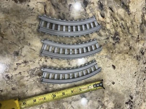 MIXED LOT 3 THOMAS & FRIENDS CURVED GRAY TRAIN TRACK MATTEL GULLANE 2013 - Picture 1 of 2