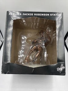 Jackie Robinson Los Angeles Dodgers 2017 Replica Statue *Neu im Karton* SGA - Bild 1 von 7
