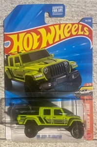 2026 Hot Wheels #14 Jeep Gladiator GREEN - Picture 1 of 1