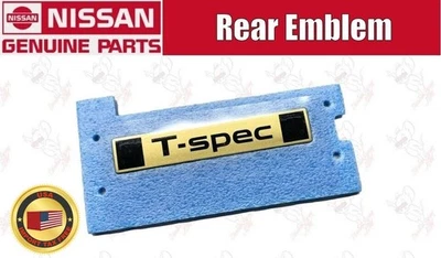 Nissan Original R35 GT-R T-Spec MY22 Trasero T-Spec Emblema 84894 JDM OEM Foto 1 de 4