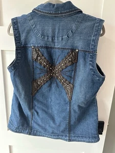 Multiples women’s size Medium denim blue jean vest with leather accents Jewel - Picture 1 of 6