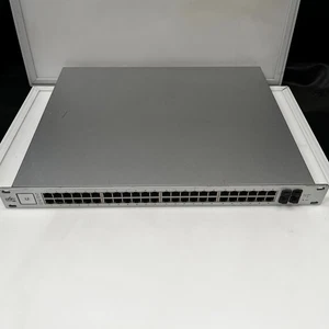 Przełącznik Ubiquiti Unifi 48 Gigabit PoE 750w US-48-750W - Zdjęcie 1 z 1