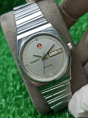 OROLOGIO ORIGINALE RADO VOYAGER AUTOMATICO QUADRANTE ARGENTO UOMO VINTAGE... - Immagine 1 di 4