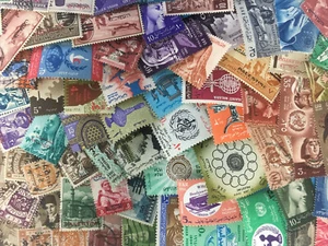Palestine Collection Of 150 Different Used & Unused Stamps - Picture 1 of 7