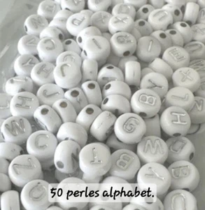 Lot de 50 perles alphabet blanche lettre argenté, ronde, 0.7 x 0.4 mm, neuf - Imagen 1 de 2