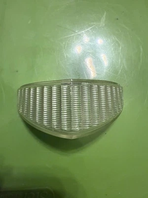 Новый из старых запасов 1951 1952 Ford F1 грузовик передний парковочный фонарь поворотник объектив FTP-51 - Изображение 1 из 4