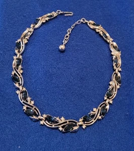 Vintage Trifari Necklace. Blue&clear Rhinestones. Silvertone. - Picture 1 of 9