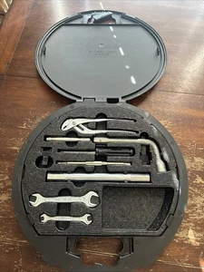 92-96 Mercedes S600 S500 S320 W140 Spare Tire Jack Tool Kit Complete Set.OEM. U - Picture 1 of 7