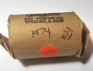 ROLL OF 1974 HALF DOLLARS # 1067 - Picture 1 of 3