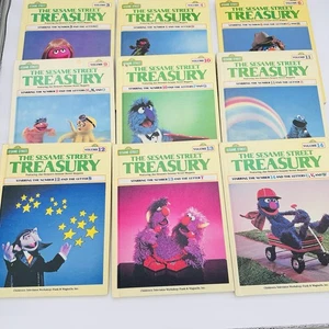 The Sesame Street Treasury Books Vintage 1983 - Vol 3, 4,6, 9, 10,11,12,13,14 - Imagen 1 de 8