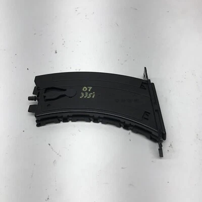 BMW 335D (E90) 2010 tablero del conductor delantero izquierdo portavasos (negro) Foto 1 de 4