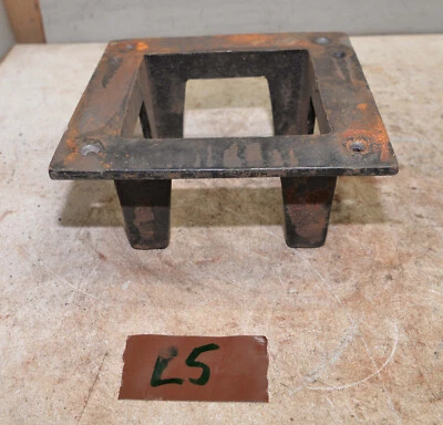 Rare cast iron base statue, plant stand, lamp clock collectible antique part L5 - Image 1 of 4