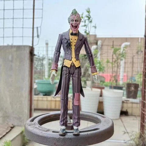 DC Direct Batman Arkham Asylum - The Joker  ACTION FIGURE 6" loose #A1 Cover
