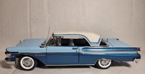 Danbury Mint, 1957 Mercury Montclair Convertible, Blue, 1:24 Scale Diecast - Picture 1 of 10