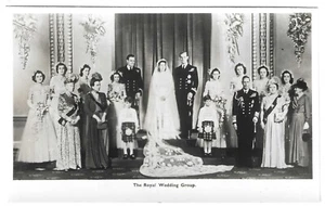 ROYALTY - 1947 PRINCESS ELIZABETH, WEDDING GROUP Real Photo Postcard - Picture 1 of 1