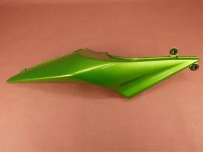 Painel de tampa de carenagem traseira direita 2008-2012 KAWASAKI NINJA 250 EX250 - Imagem 1 de 4