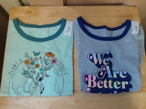 SO (TWO) Girls Favorite Tee's Size Medium (8) NEW WITH TAGS - Picture 1 of 5